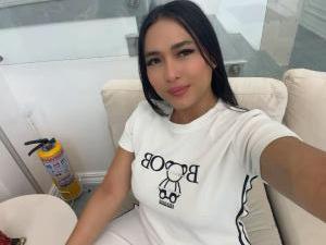 602677431: Chica busca chico en Cuenca