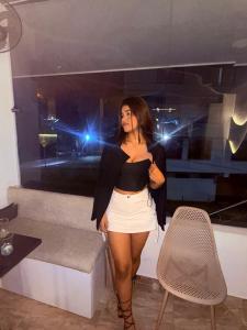 642626943: Chica busca chico en Valencia