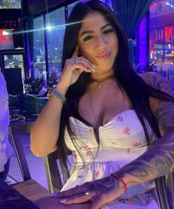 612548702: Chica busca chico en Barcelona