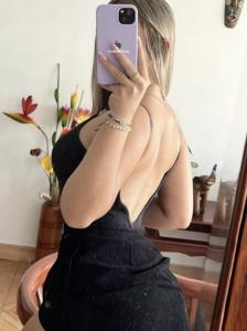612236047: Chica busca chico en Málaga