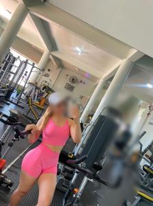 662276335: Chica busca chico en Cádiz