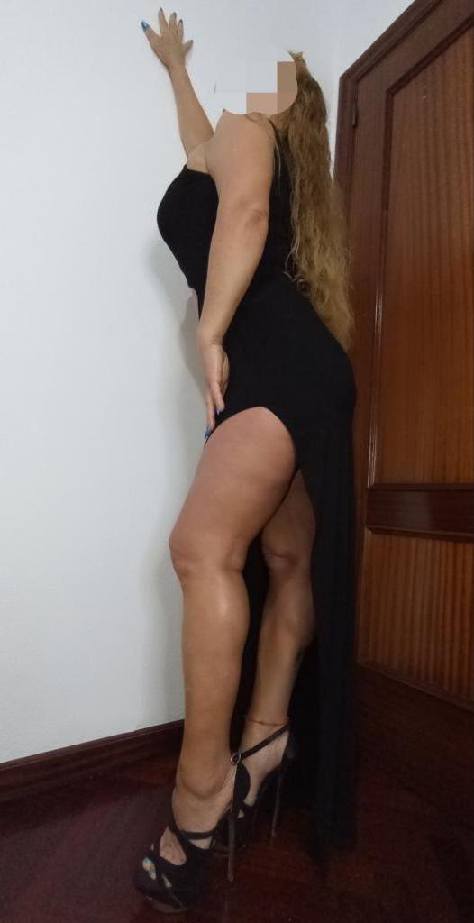 613489476: Chica busca chico en Cádiz