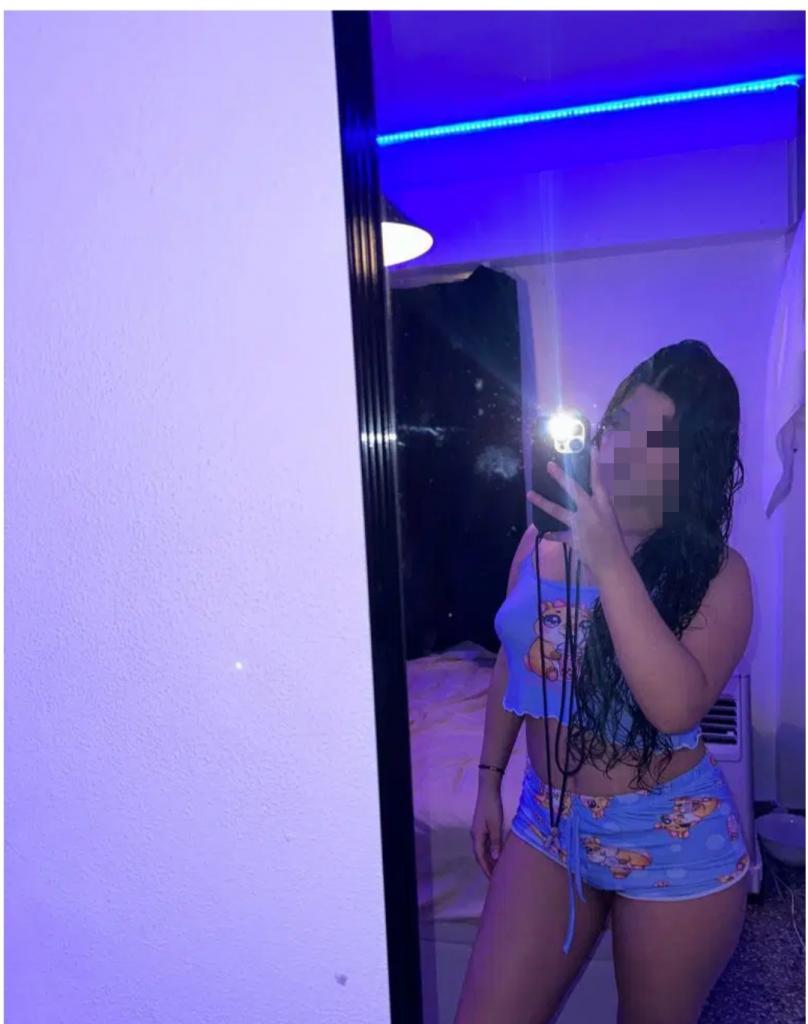 Chica busca chico en Huelva: 
