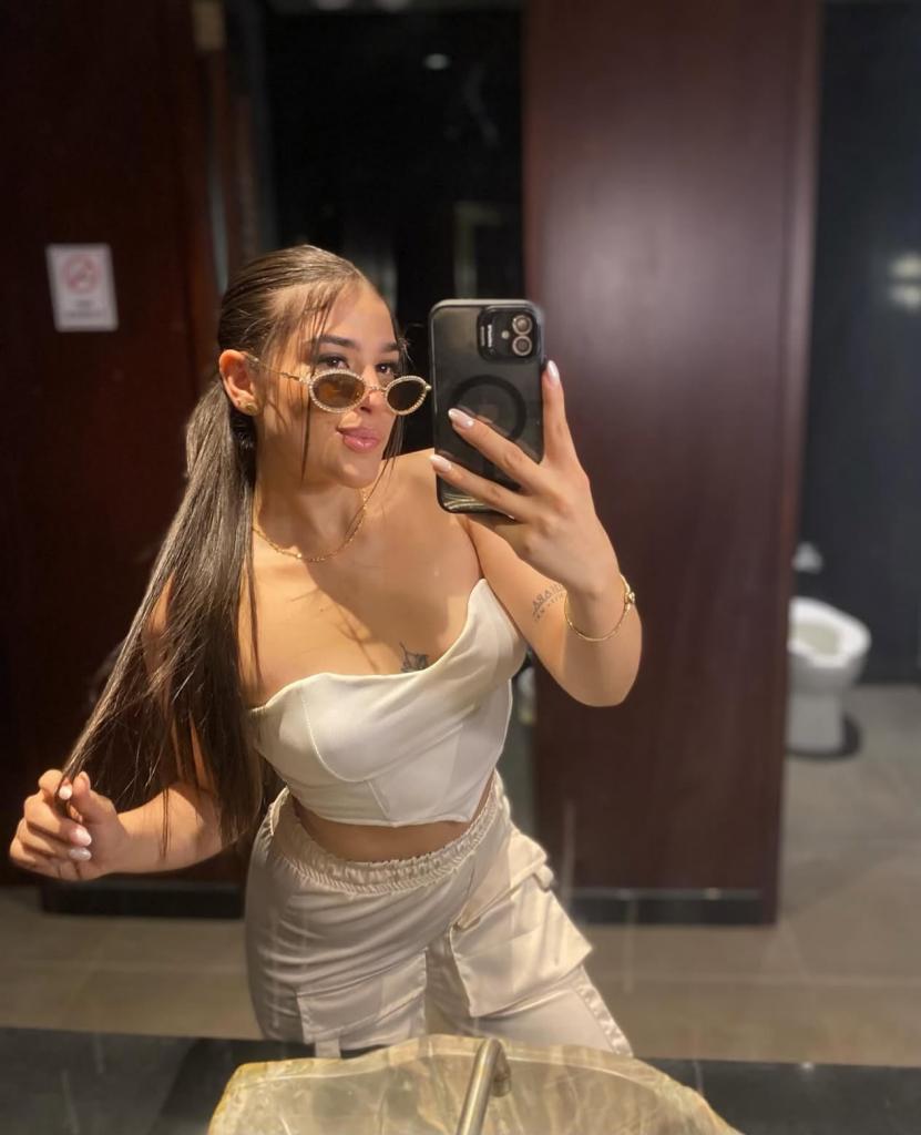 613487735: Chica busca chico en Valencia