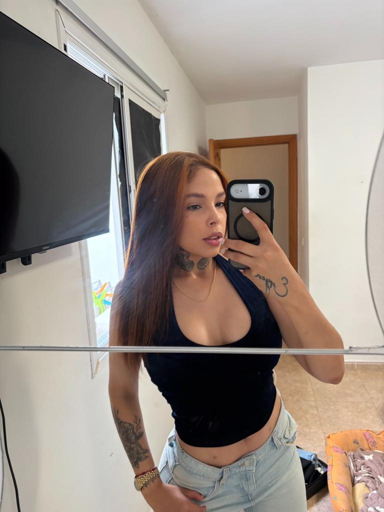 Chica busca chico en Cádiz: 