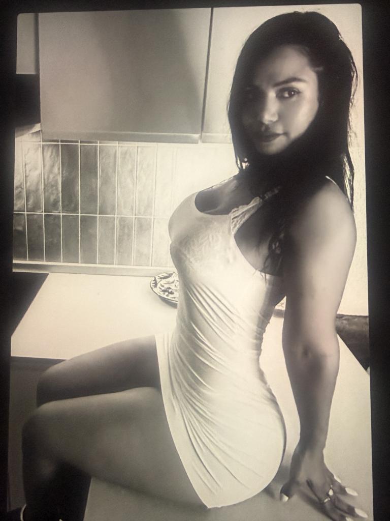 604258306: Chica busca chico en Alicante