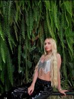 633917228: Chica busca chico en Madrid