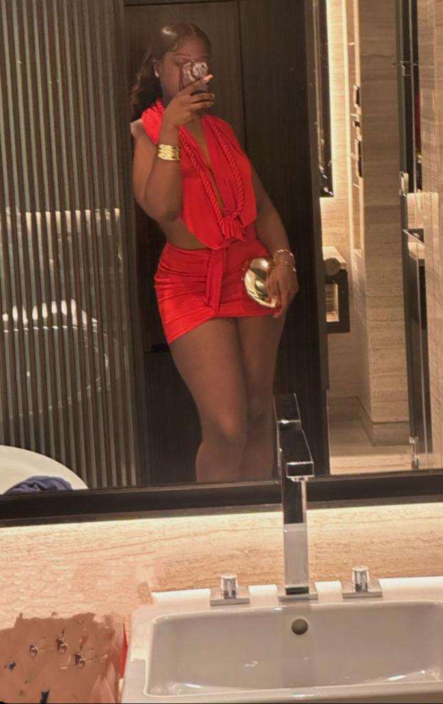 Chica busca chico en Sevilla: Chica busca chico