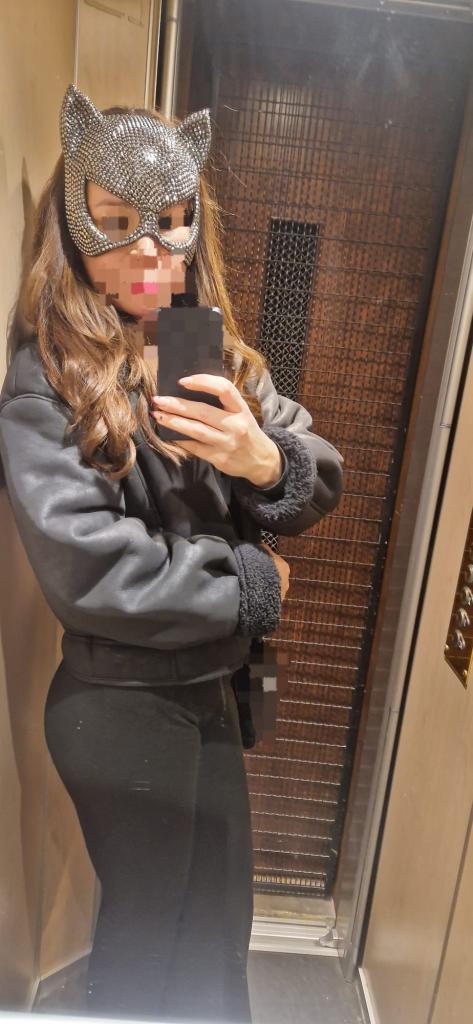 Chica busca chico en Ibiza: 