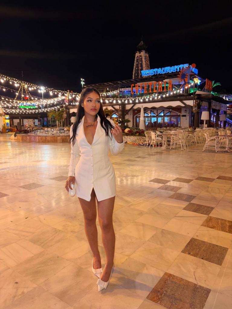 Chica busca chico en Tenerife: 