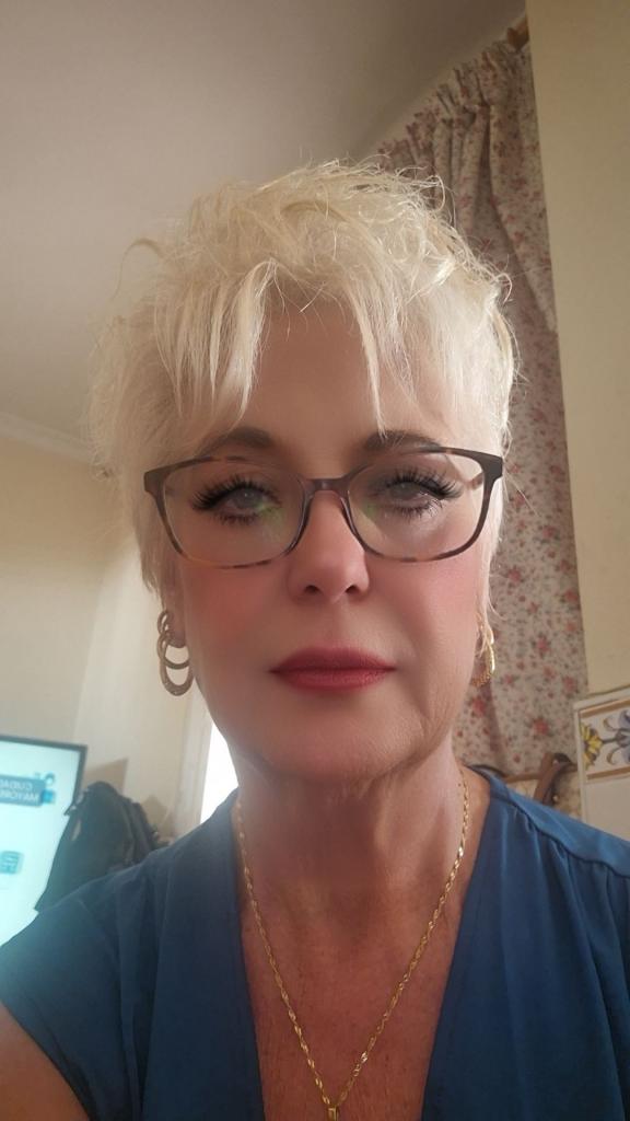 Chica busca chico en Mallorca: 