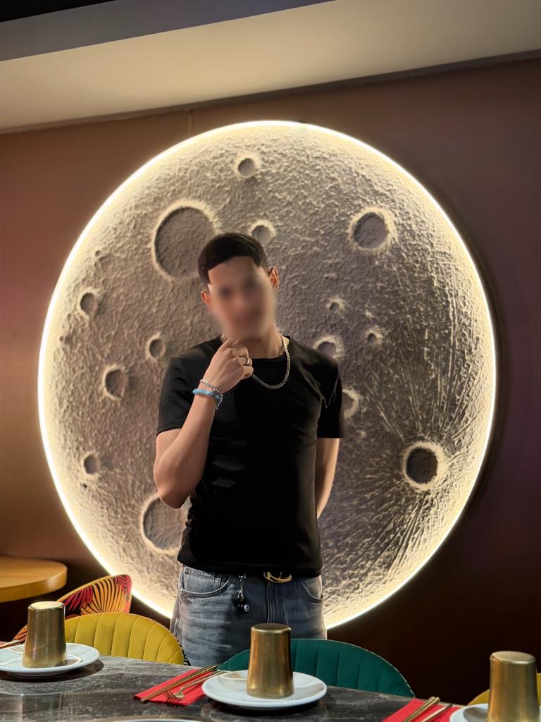 632677952: Chico busca chica en Pontevedra