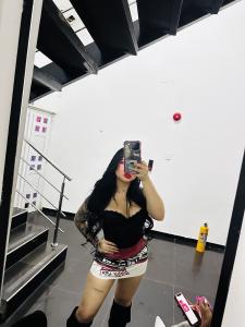 667412213: Chica busca chico en Pontevedra