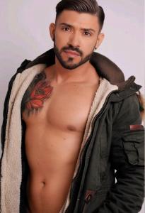 623495018: Chico busca chica en Sevilla