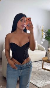 631225726: Chica busca chico en Barcelona