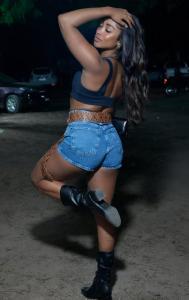 604157349: Chica busca chico en Mallorca