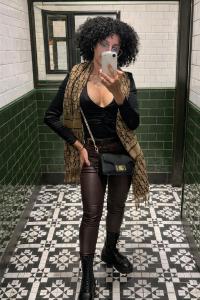 603941055: Chica busca chico en Lugo