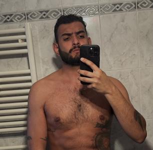 742072176: Chico busca chica en Madrid