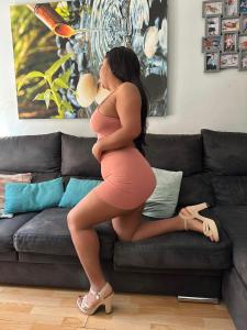 662248394: Chica busca chico en Madrid