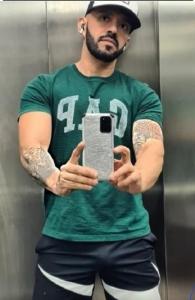 623495018: Chico busca chica en Sevilla