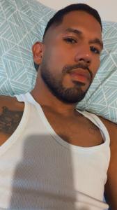 604222688: Chico busca chica en Barcelona