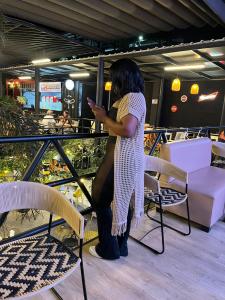 643907628: Chica busca chico en Madrid