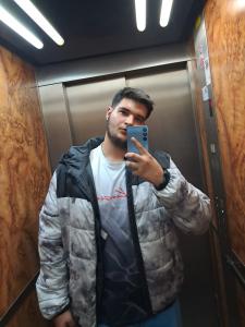 684651113: Chico busca chica en Asturias