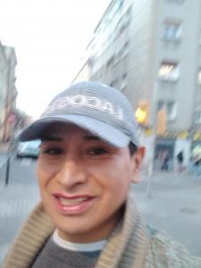 602091158: Chico busca chica en Barcelona