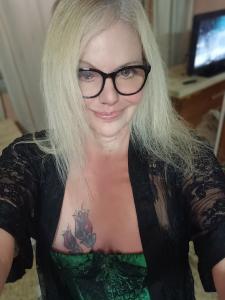 613898263: Chica busca chico en Valencia