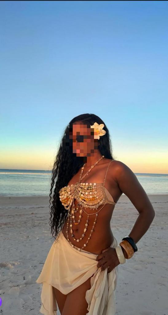 Chica busca chico en Cádiz: 