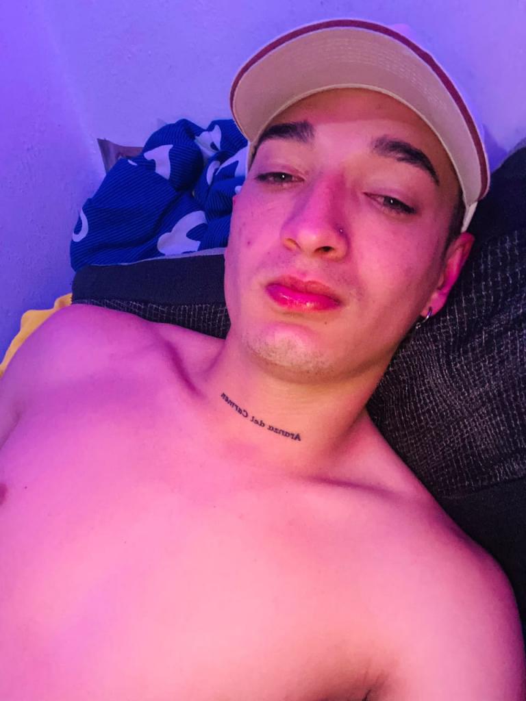 658359621: Chico busca chica en Huelva