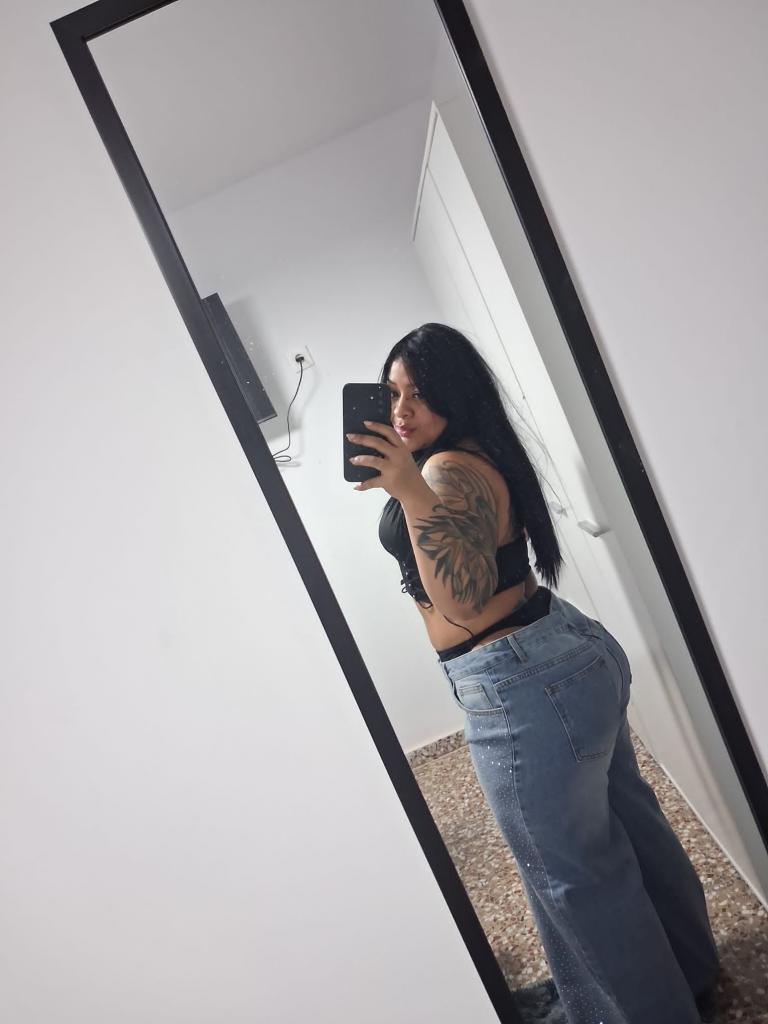 602542452: Chica busca chico en Málaga