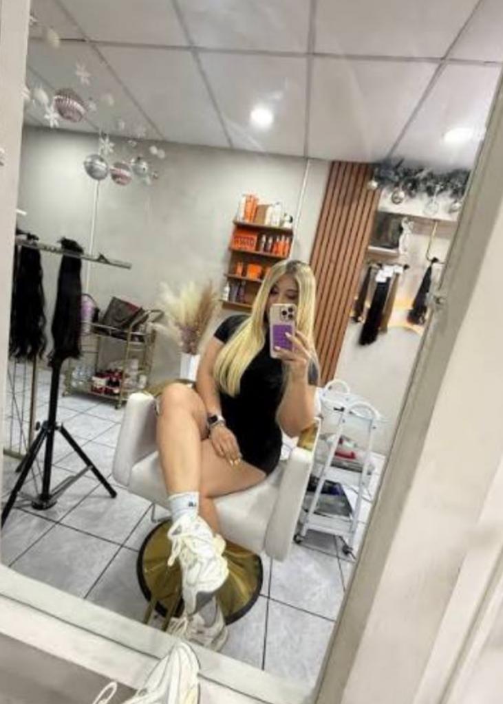 614976460: Chica busca chico en Mallorca