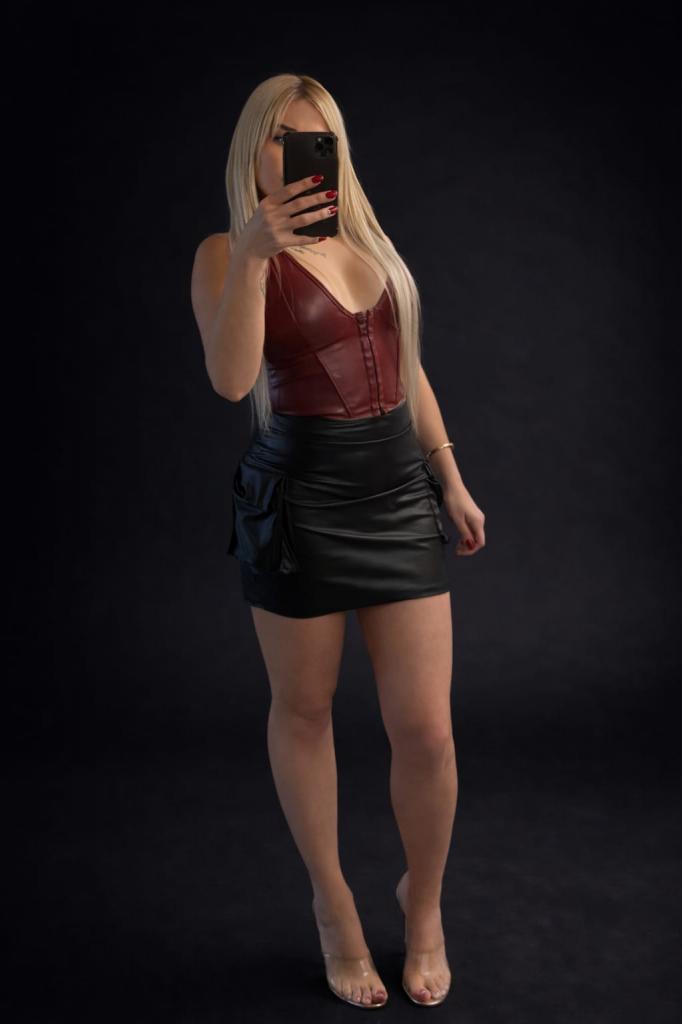 Chica busca chico en Sevilla: 