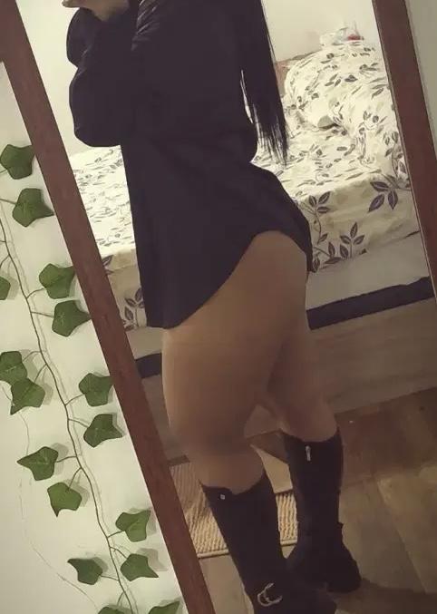 676545796: Chica busca chico en Toledo