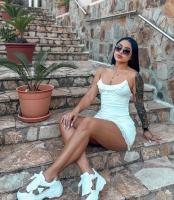 631295679: Chica busca chico en Lérida