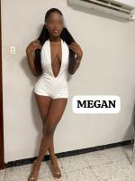 672549375: Chica busca chico en Gerona