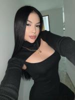 670064318: Chica busca chico en Barcelona