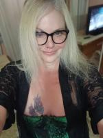 613898263: Chica busca chico en Valencia