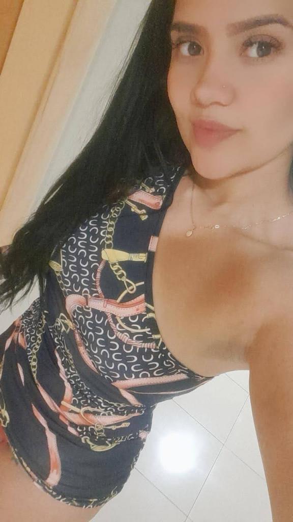 613497778: Chica busca chico en Madrid