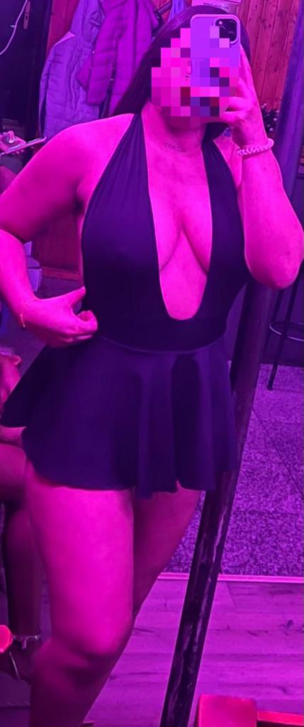 Chica busca chico en La Coruña: 