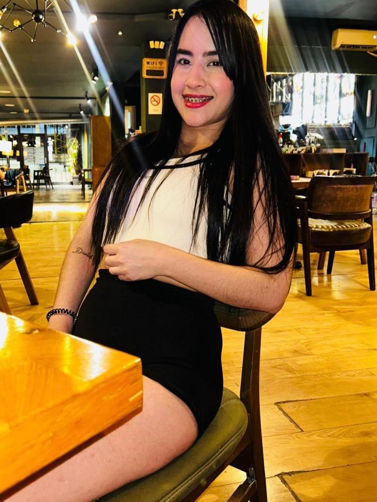 Chica busca chico en Mallorca: 