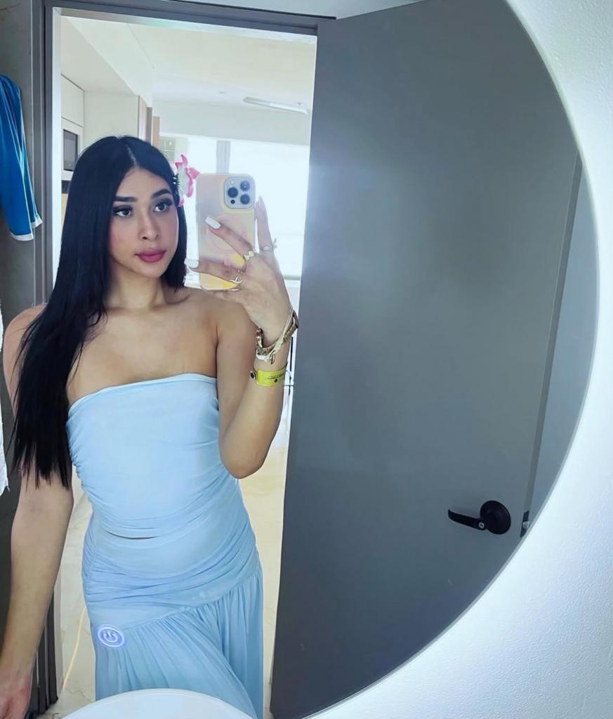613764084: Transexual en Tenerife