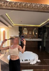 608250617: Chica busca chico en Huesca