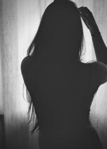 604318496: Chica busca chico en Madrid