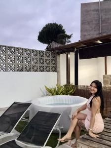 613943818: Chica busca chico en León