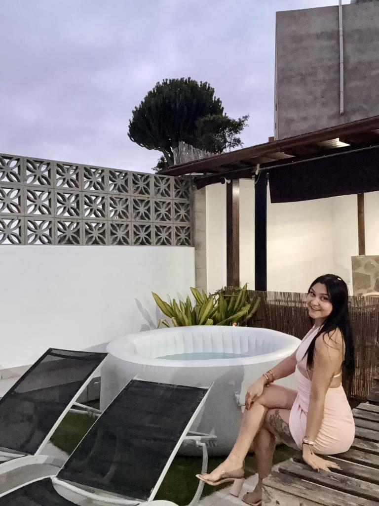 613943818: Chica busca chico en León