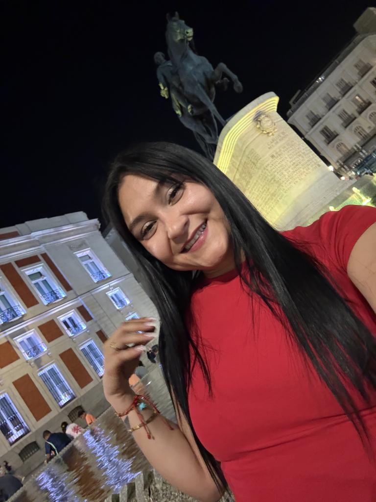 613943818: Chica busca chico en León
