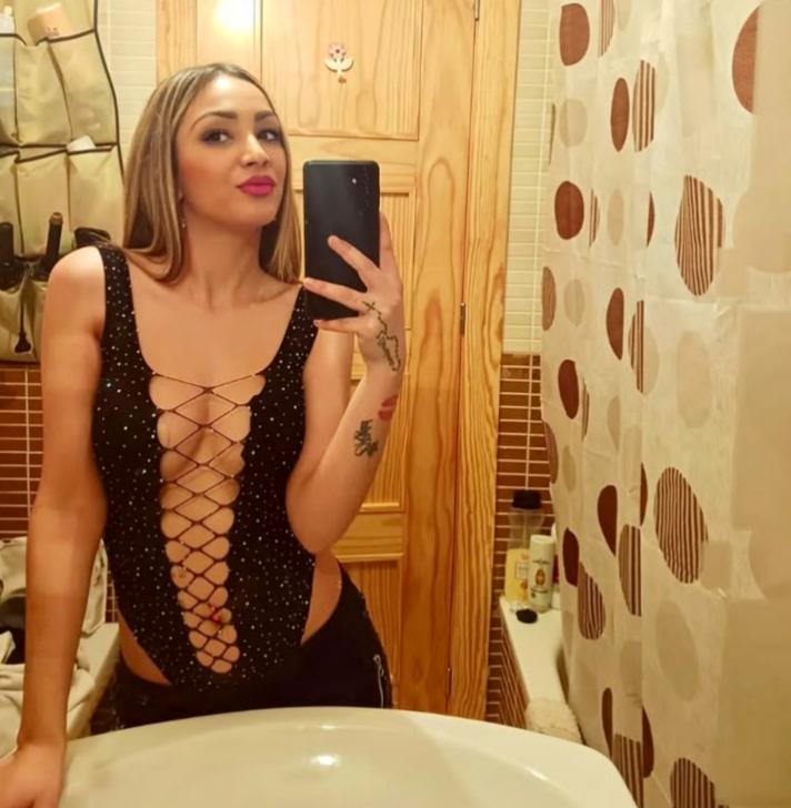 Chica busca chico en Almería: 