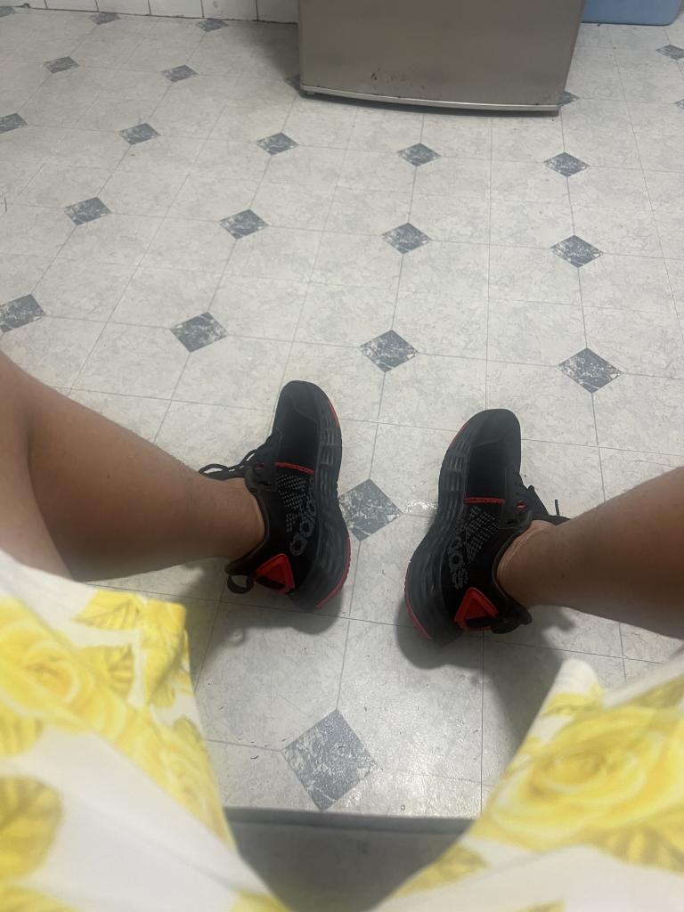 Chico busca chica en Cádiz: 